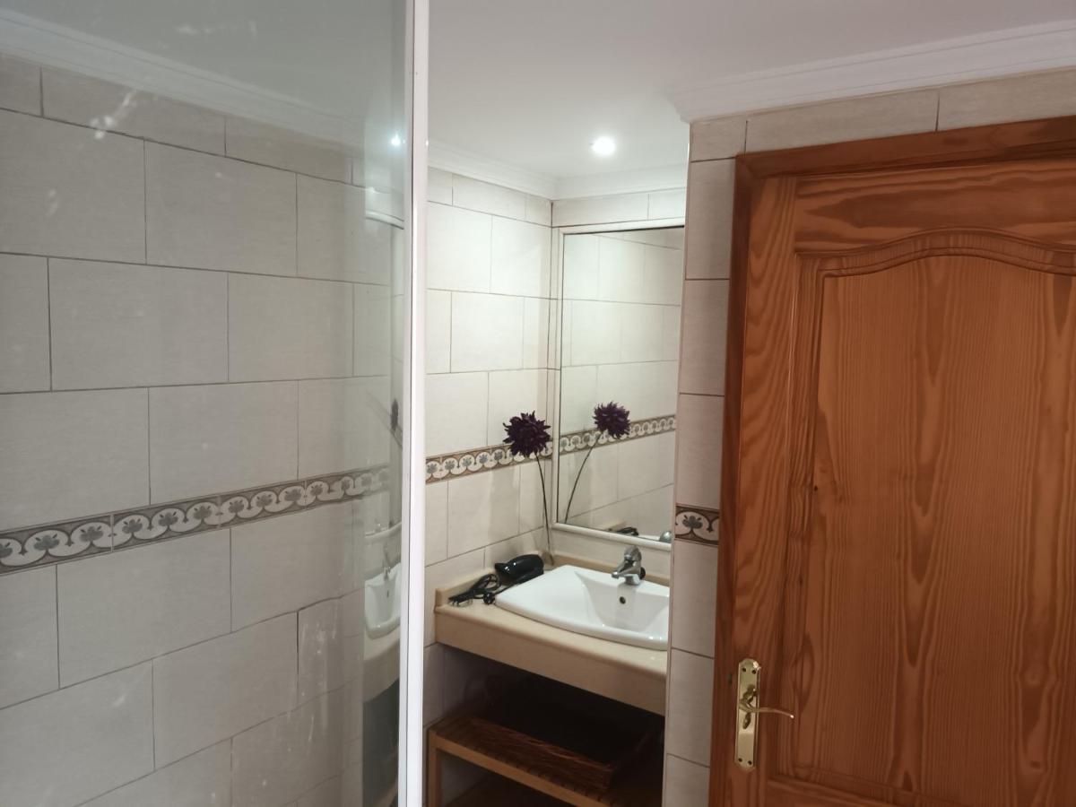 Apartamentos As De Guia, Playa De Las Canteras Las Palmas de Gran Canaria Ngoại thất bức ảnh